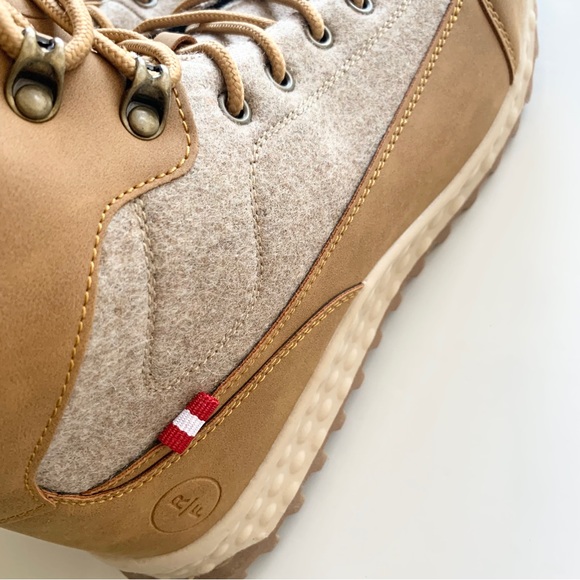 🏈New🏈 Men’s Reserved Footwear Boots Sz 10M & 11M - Picture 6 of 11